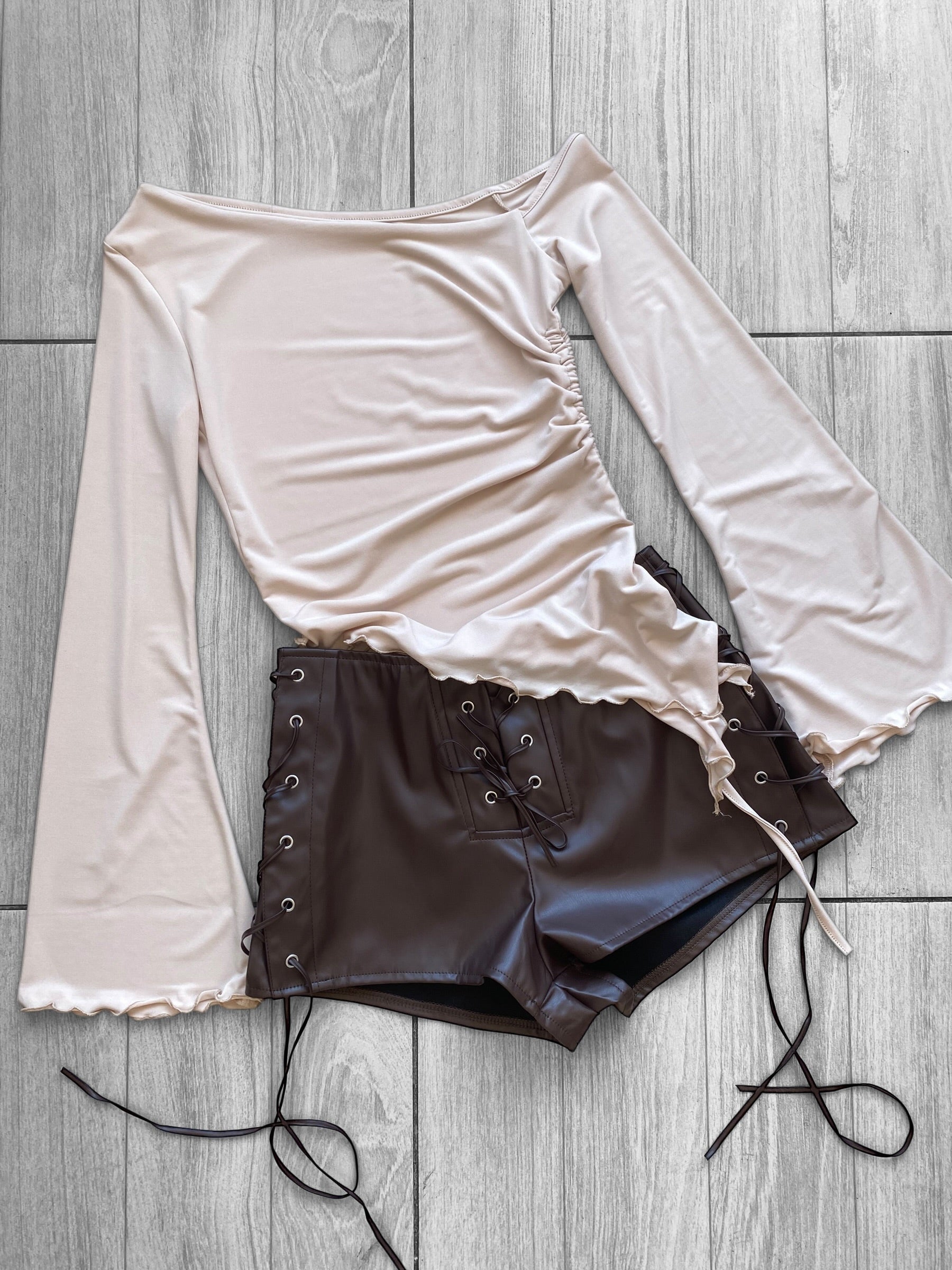Short cordones