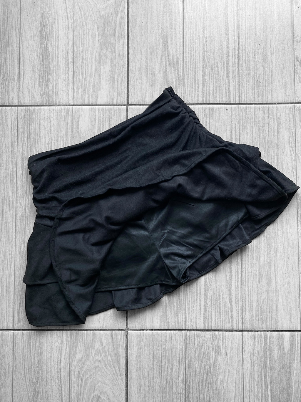 Falda vuelos con short por dentro