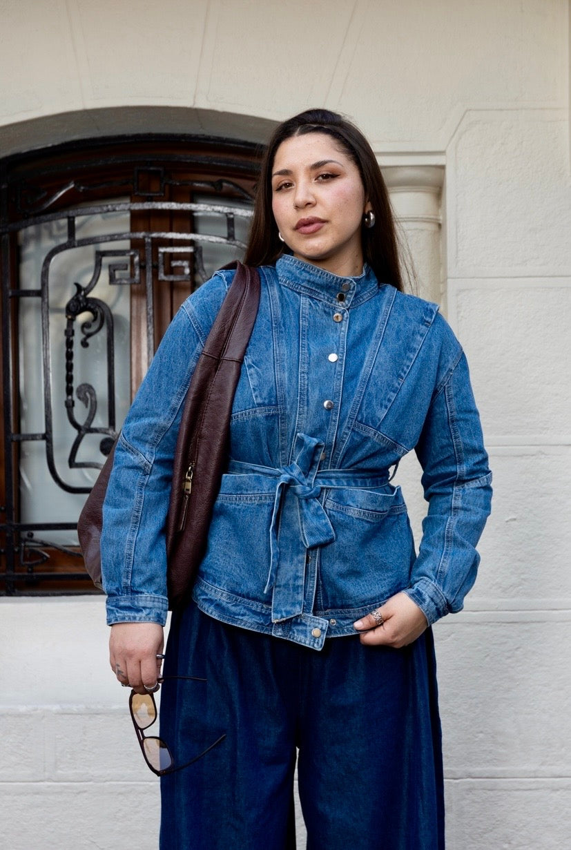 Chaqueta denim con lazo