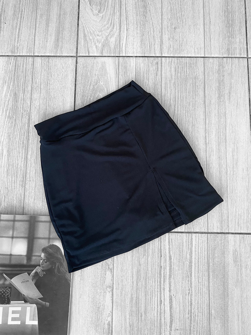 Falda tajo con short por dentro