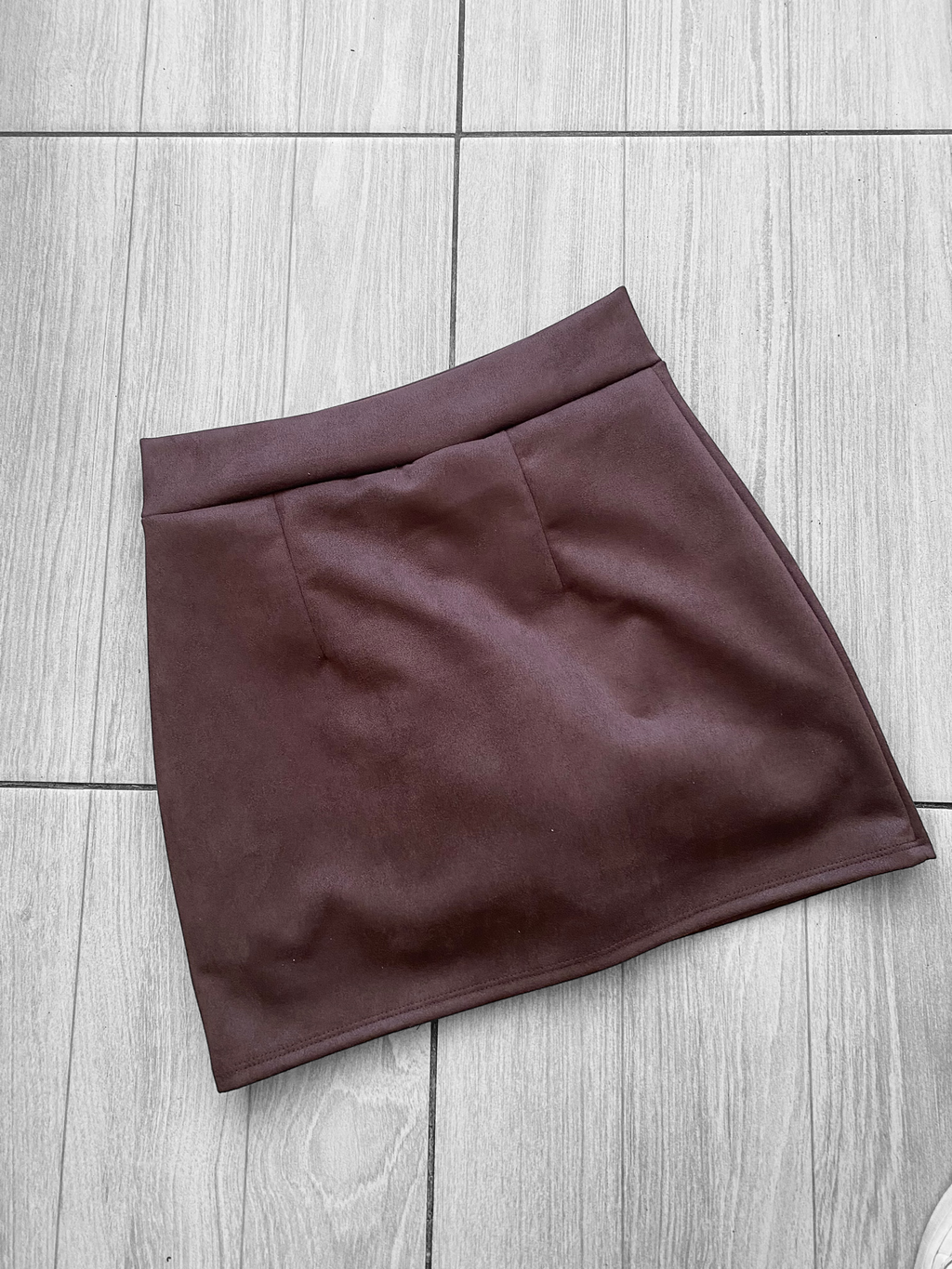 Falda con short gamuza