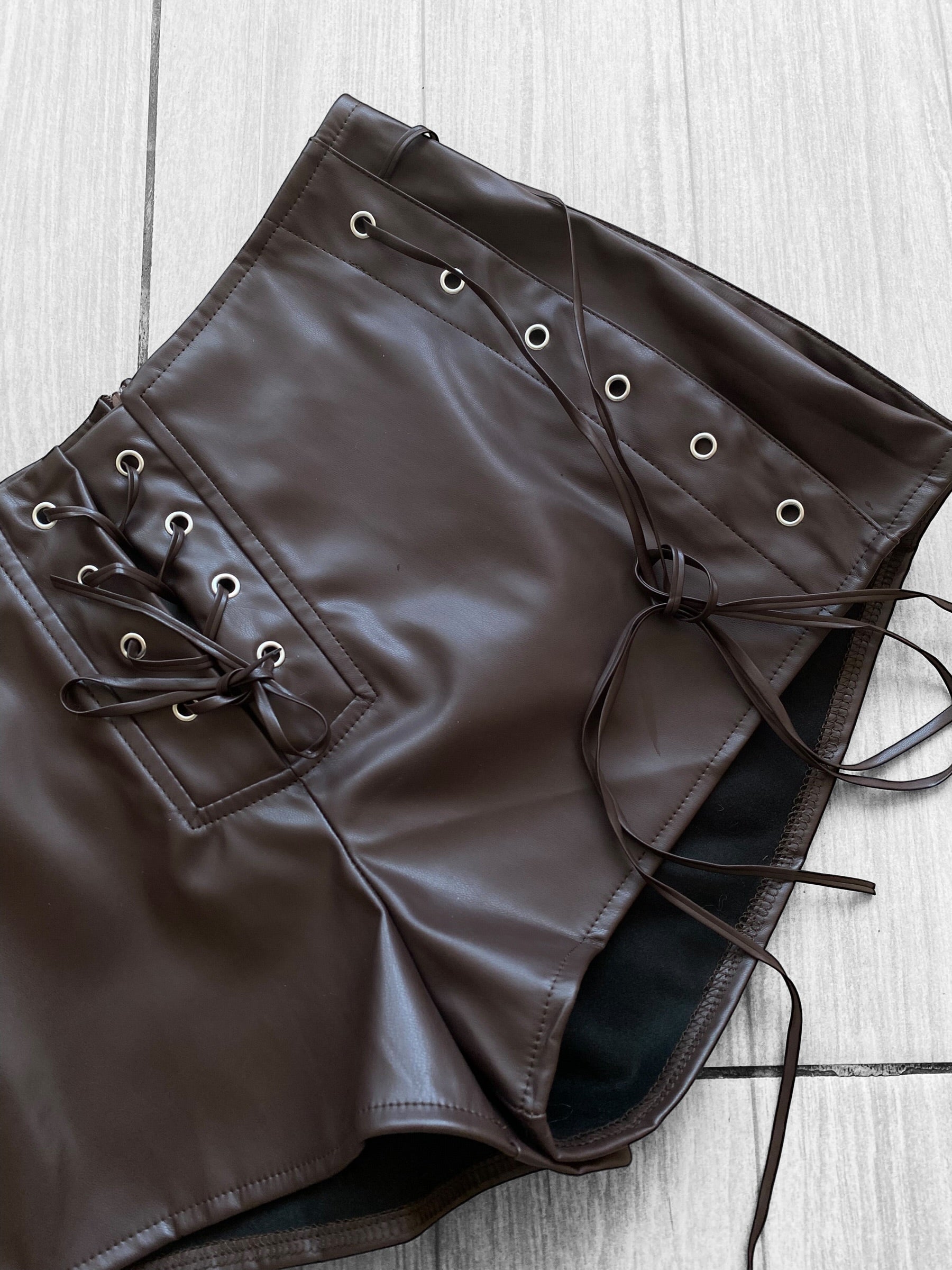 Short cordones