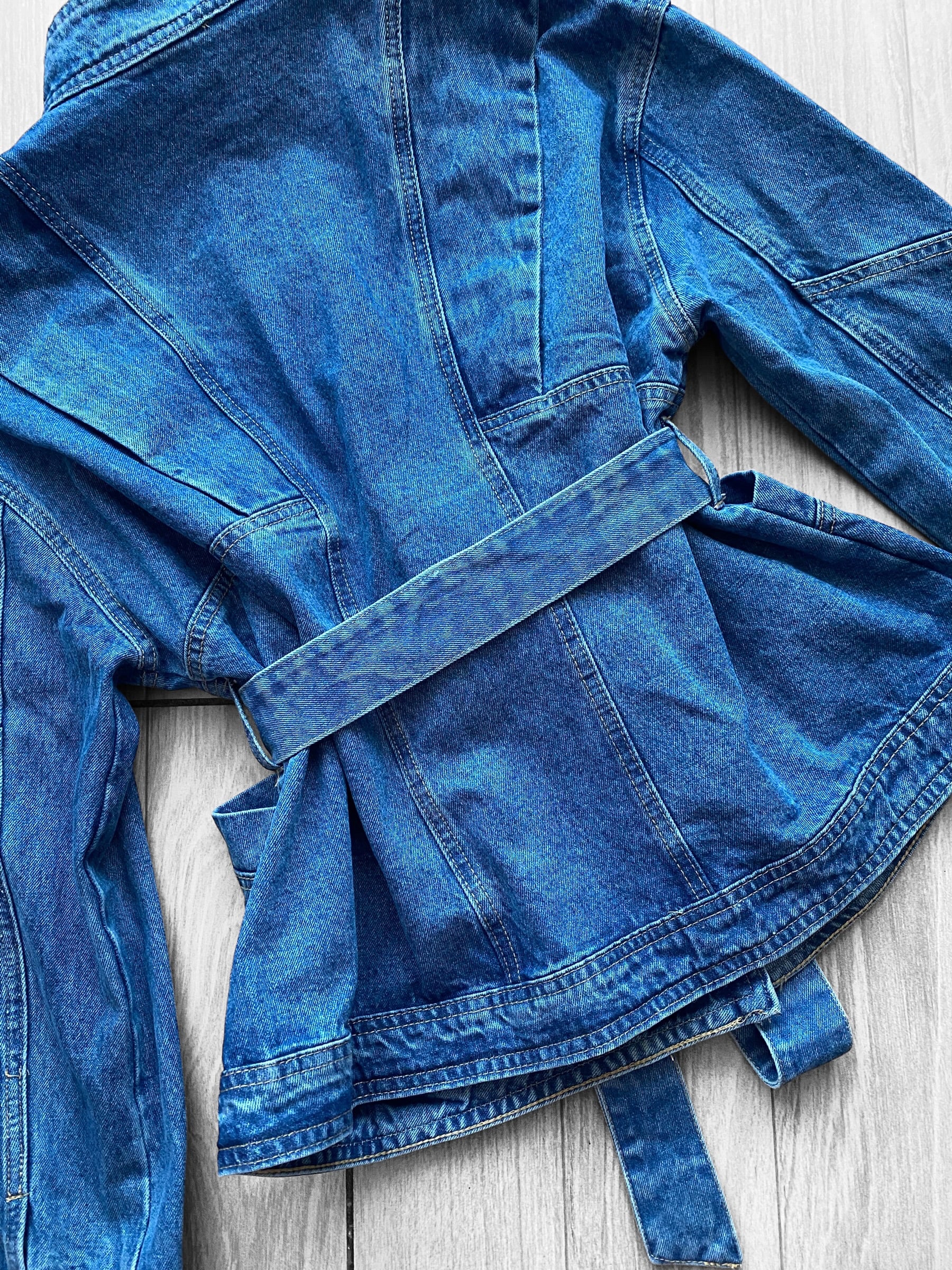 Chaqueta denim con lazo