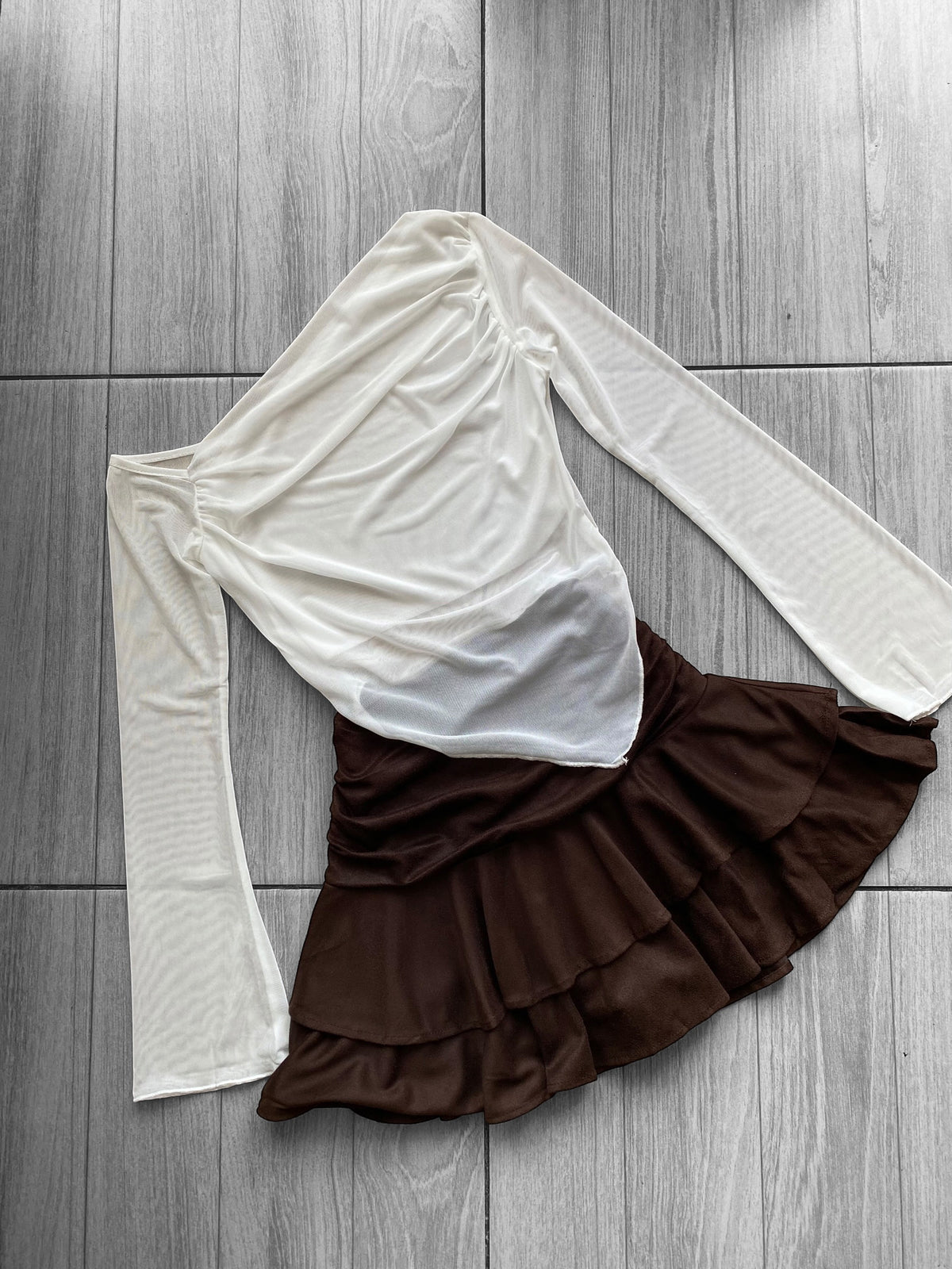 Falda vuelos con short por dentro