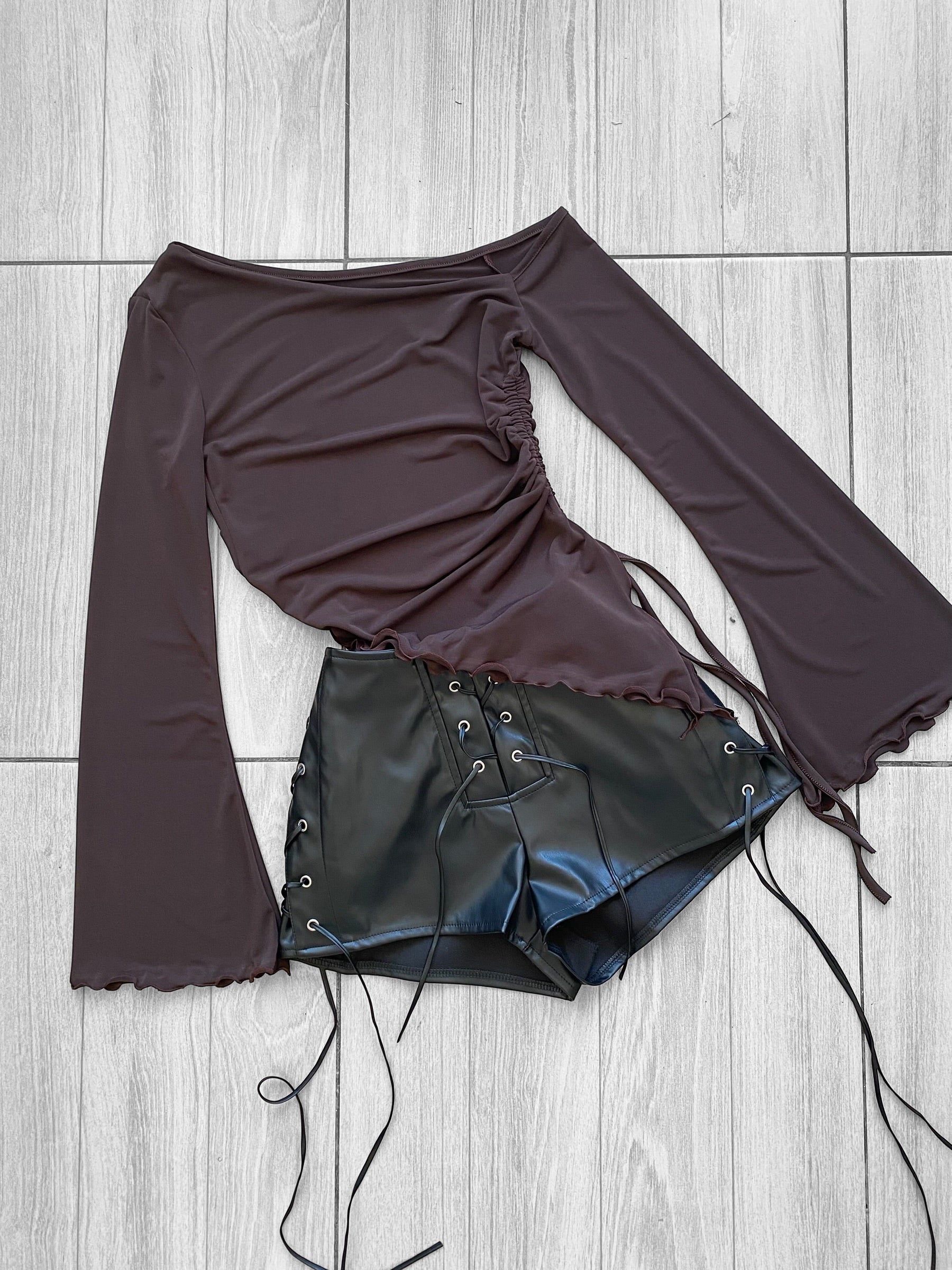 Short cordones