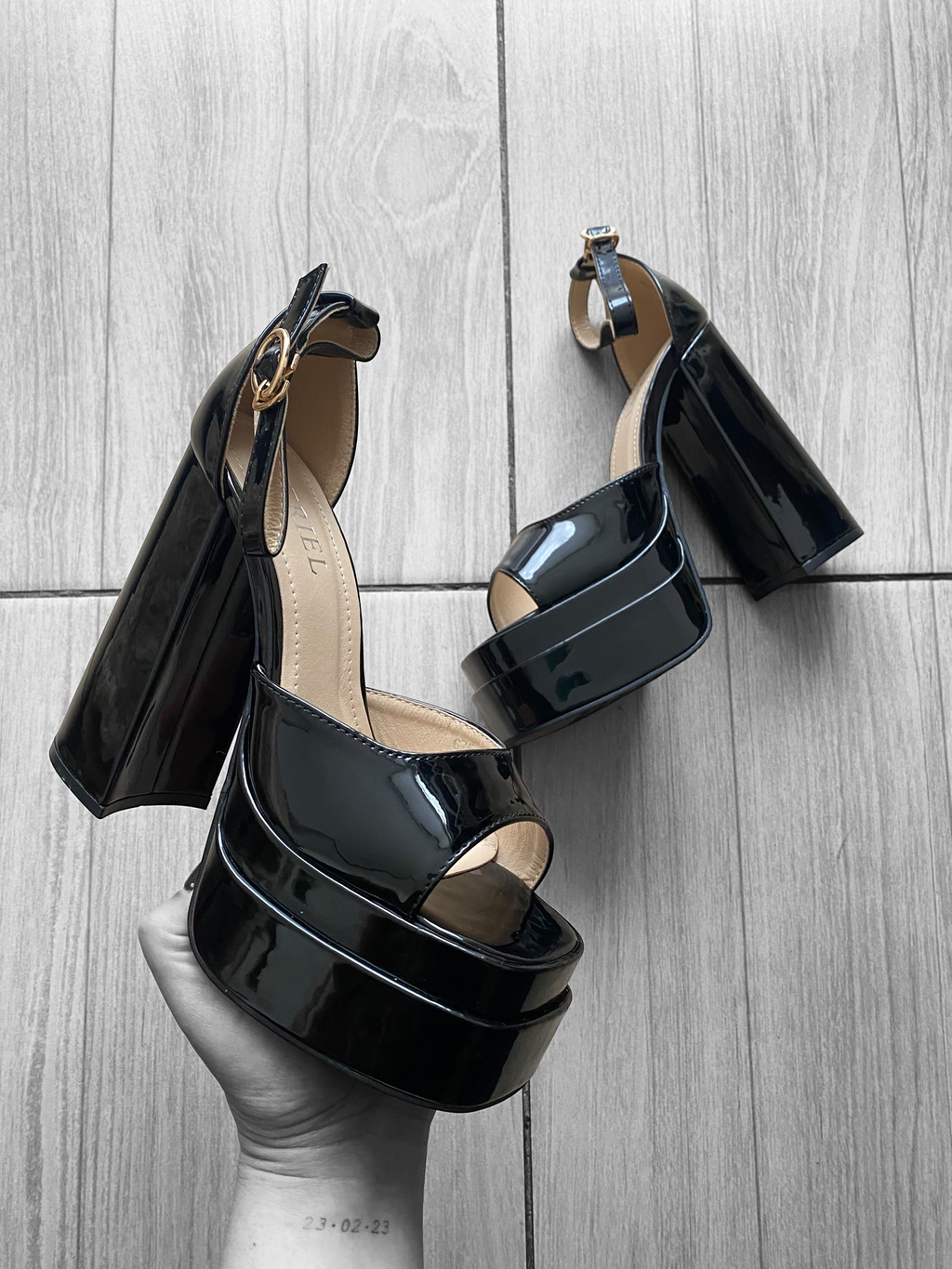 Tacones charol
